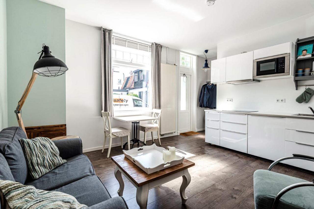 Studio En Deluxe Appartement Blueberry Зандфорт Экстерьер фото